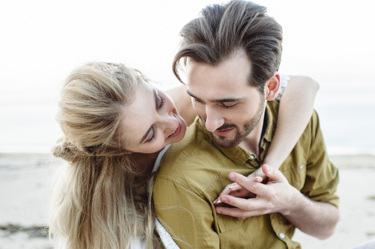 6 Things To Consider Before Getting Into A Serious Relationship